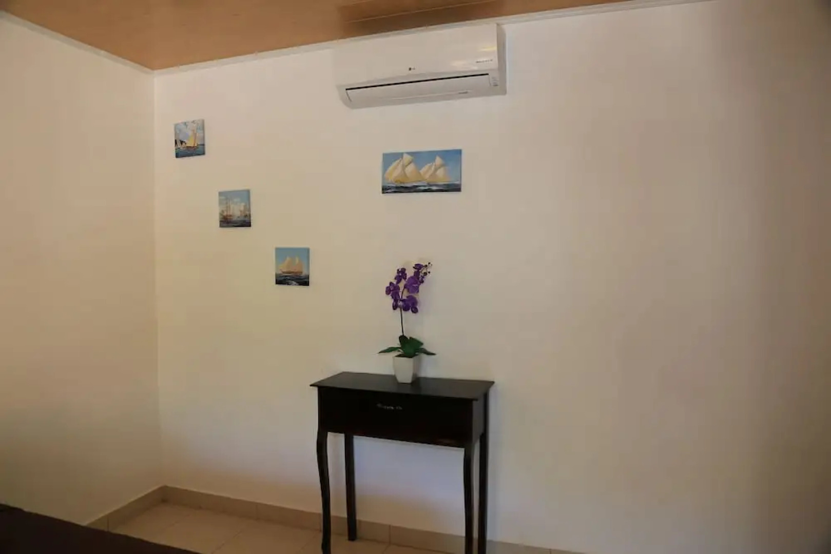 Roxy Fishing Club Y Hotel