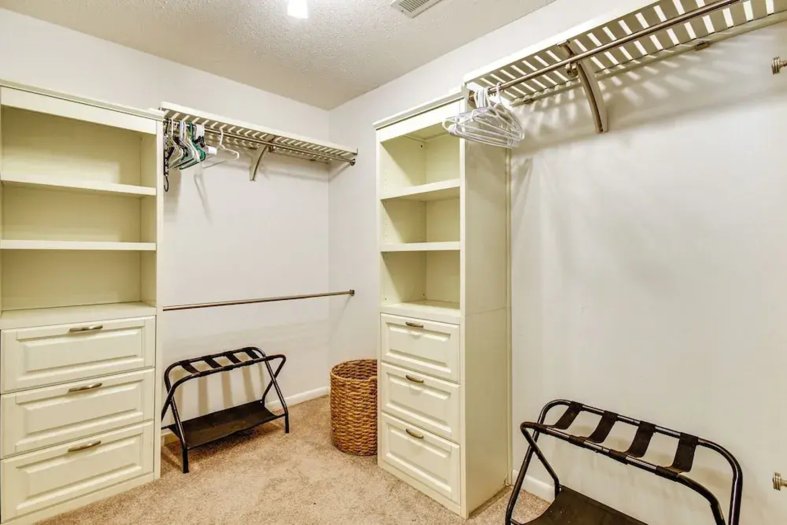 Hot Tub & Lakefront Deck: Cabin in Blue Ridge Mtns