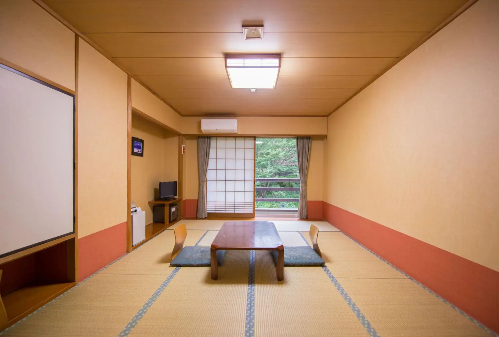 Yufuin Onsen Yufuin Nanairo No Kaze