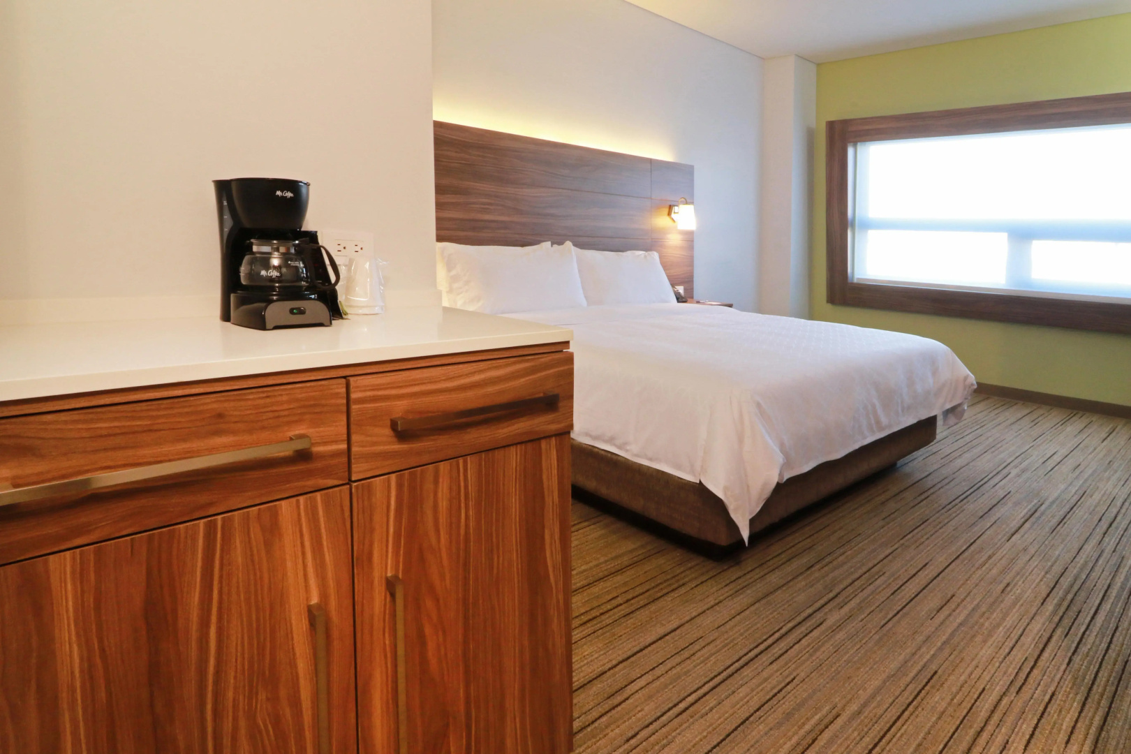 Holiday Inn Express & Suites Ensenada Centro by IHG