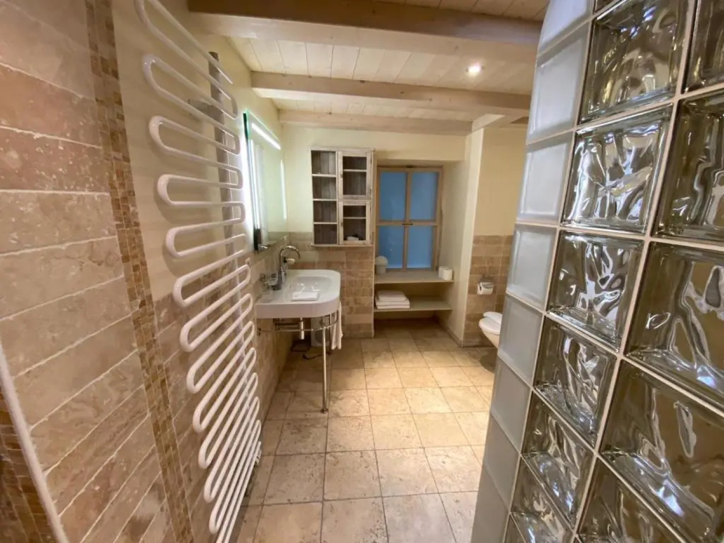 Chez Alain Prevu by Stay Swiss