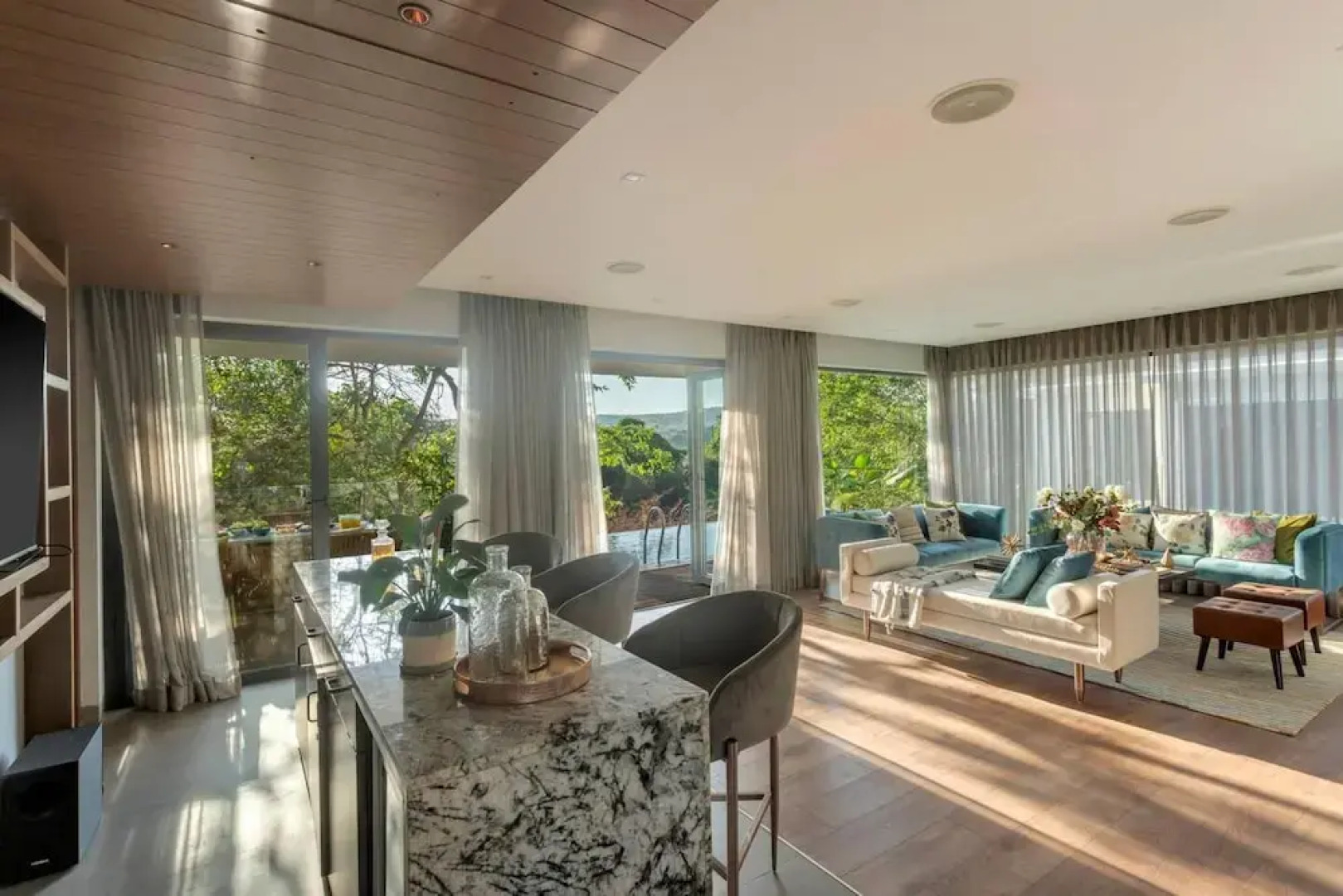 Villa Polaris by Hireavilla 4BR w Pvt Heated Pool