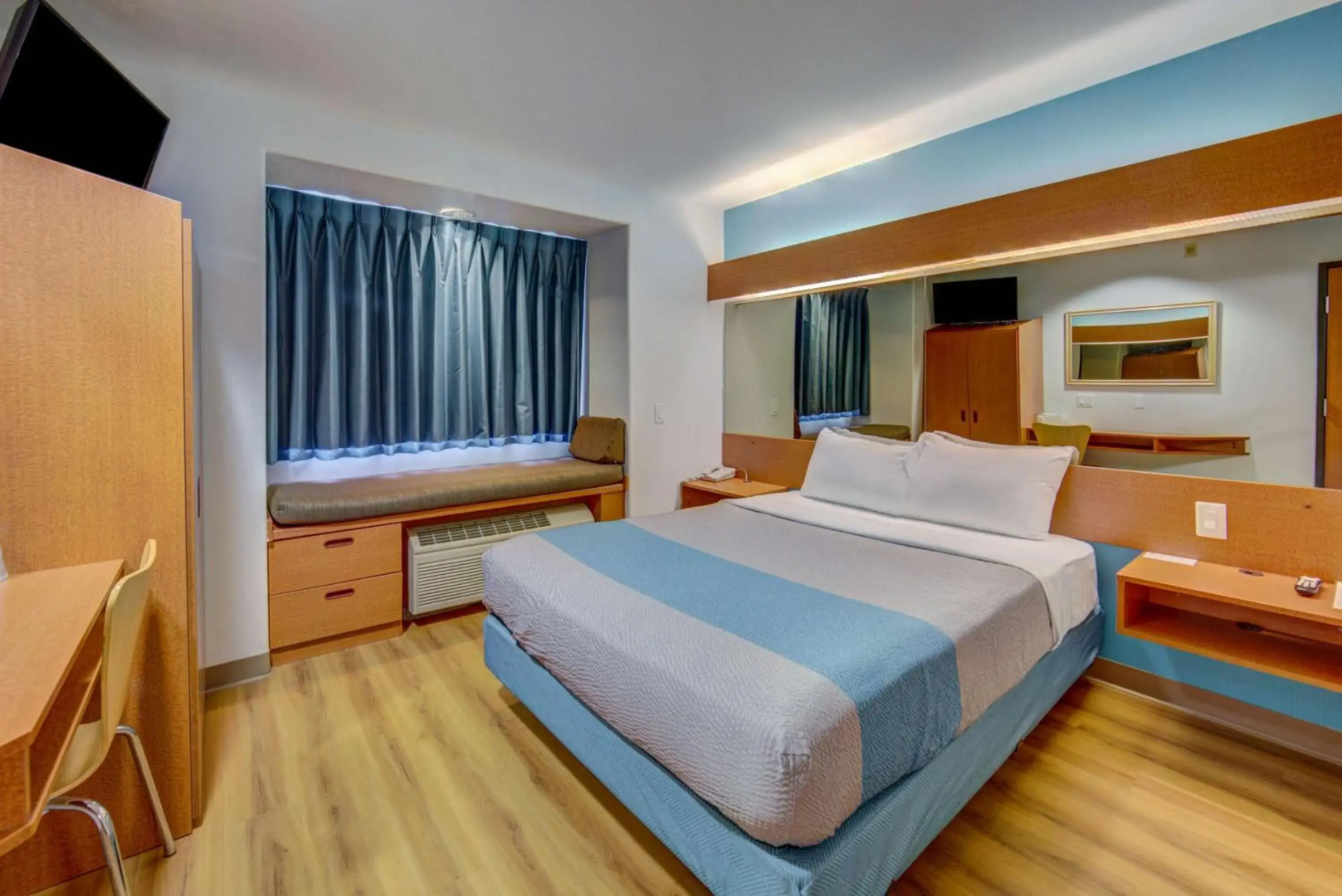 Motel 6 Sutherlin, OR