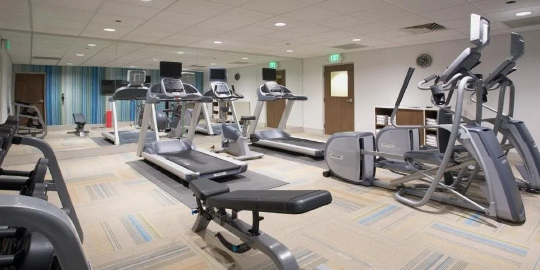Holiday Inn Express & Suites Tonawanda - Buffalo Area by IHG