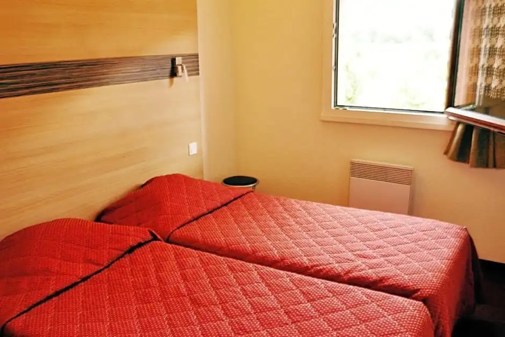 Hotel The Originals Annecy Nord (ex P'tit-Dej Hotel)