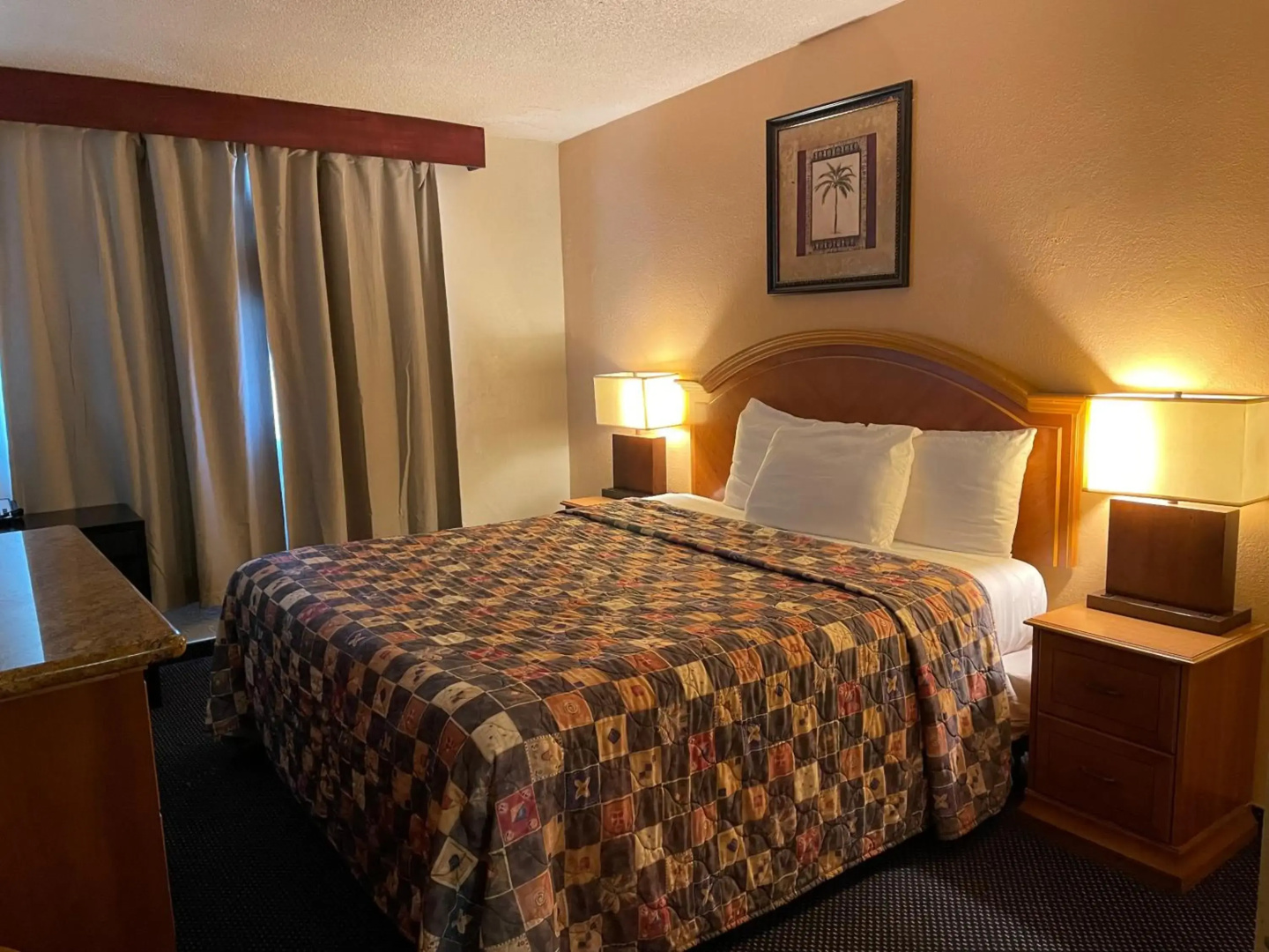 Grand Inn