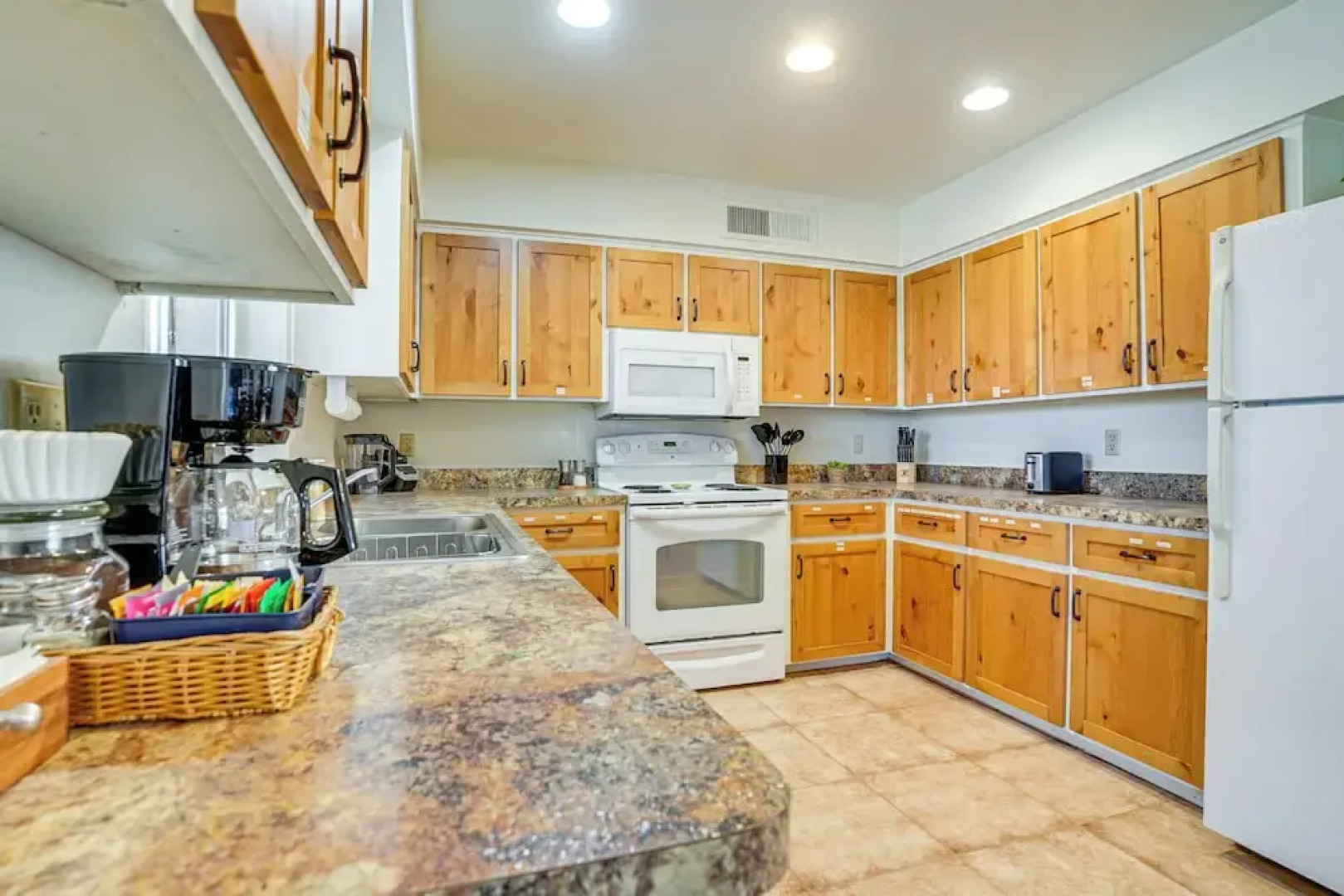 Patio & Mtn Views: Wickenburg 'trail Head House'