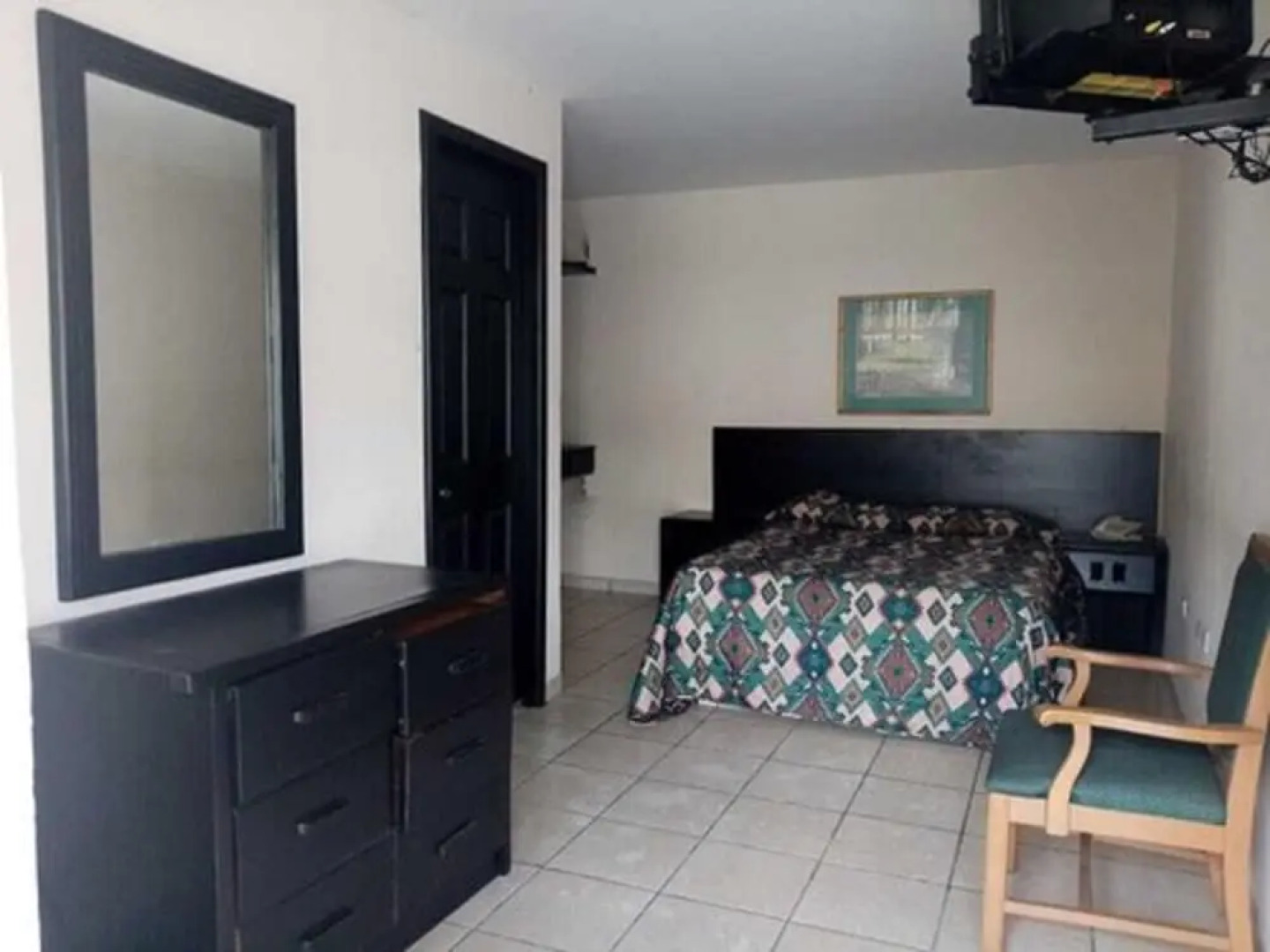 Hotel Santander Inn & Suites