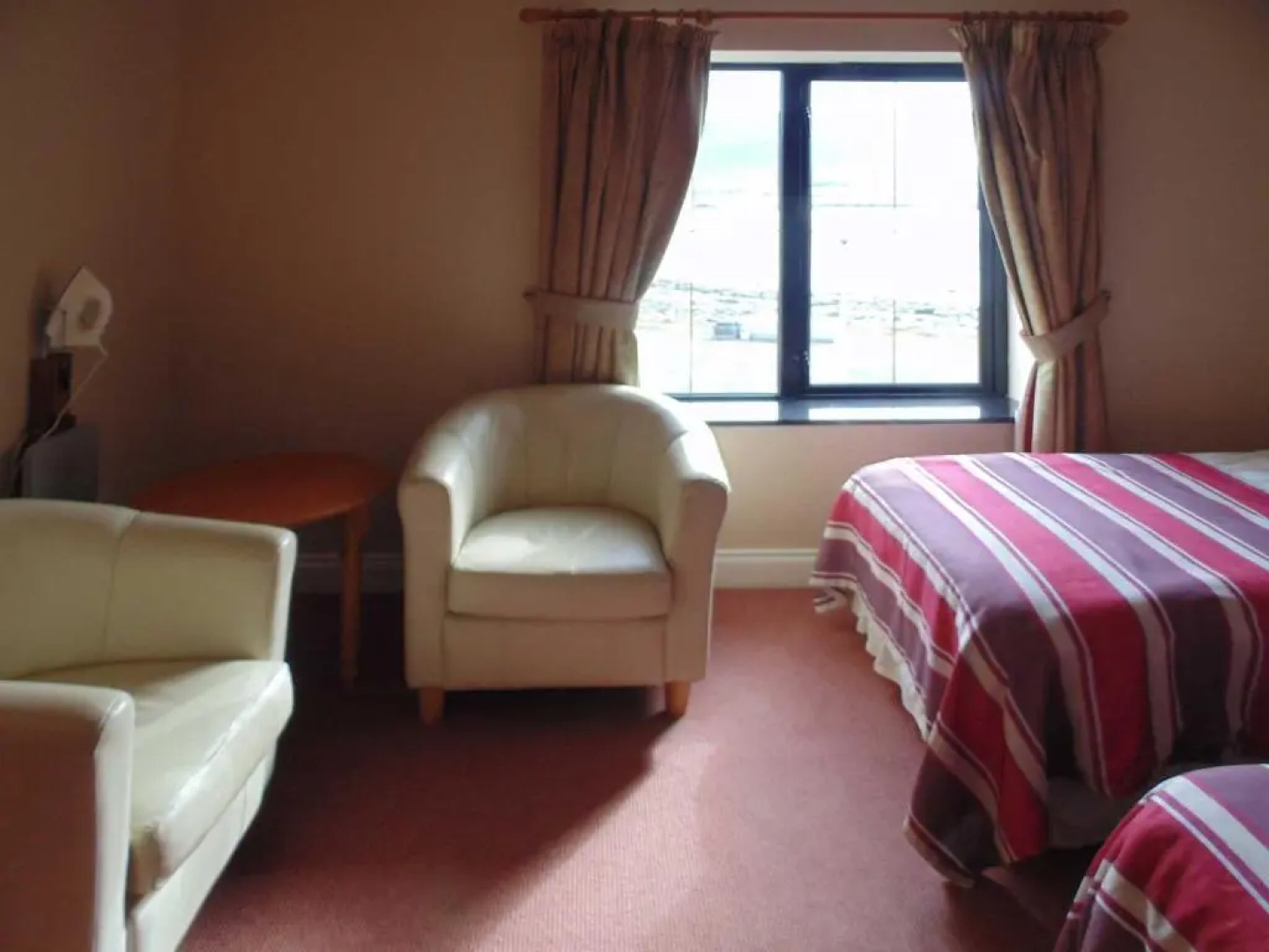 Óstán Oileán Acla