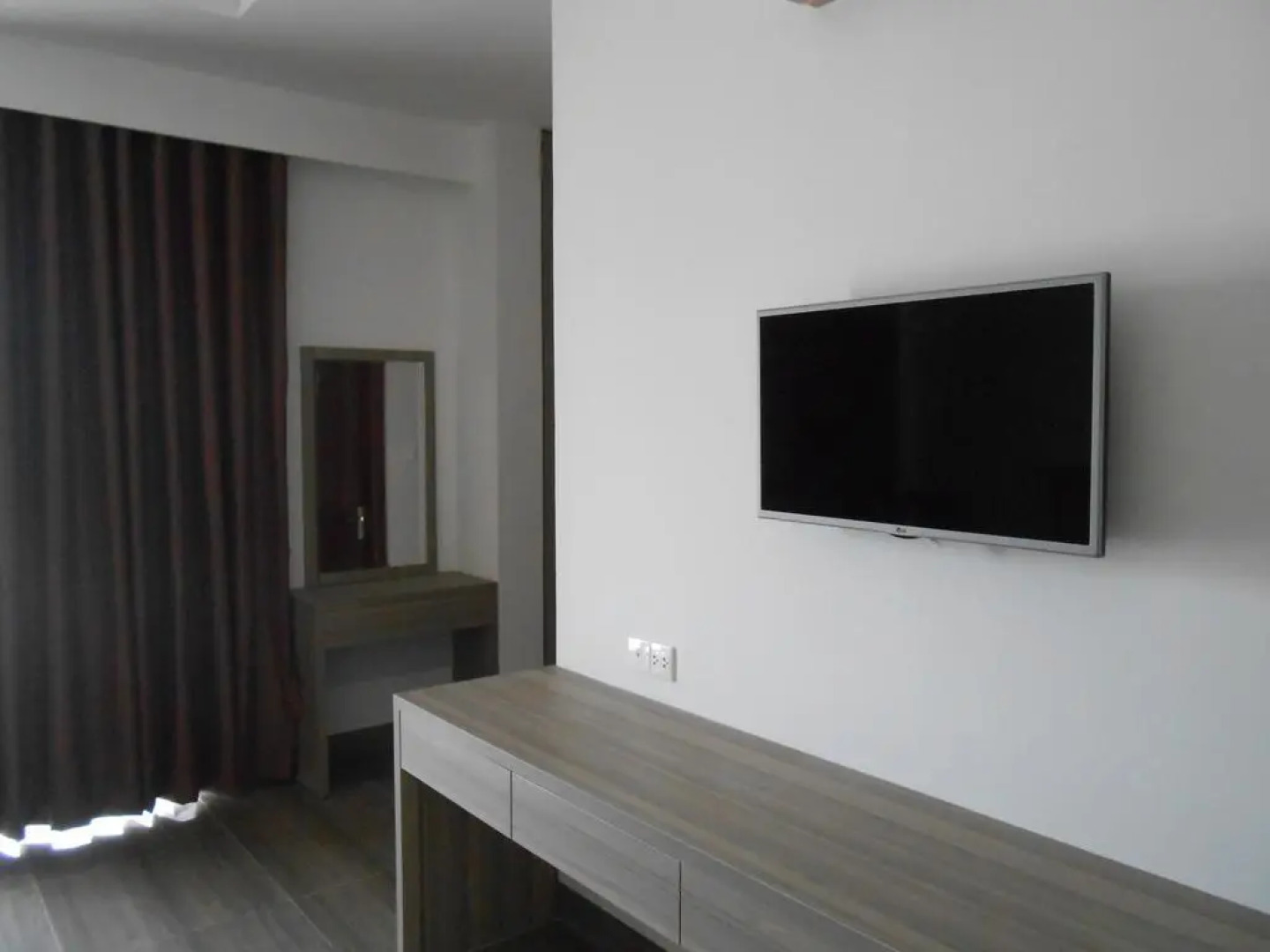 White Sand Cam Ranh Hotel