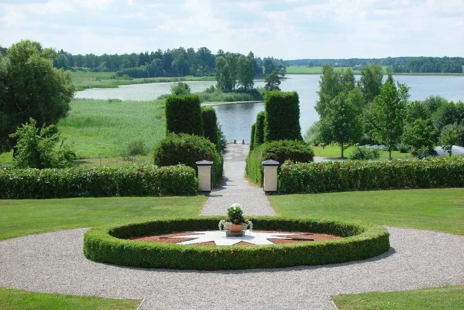 Hedenlunda Slott