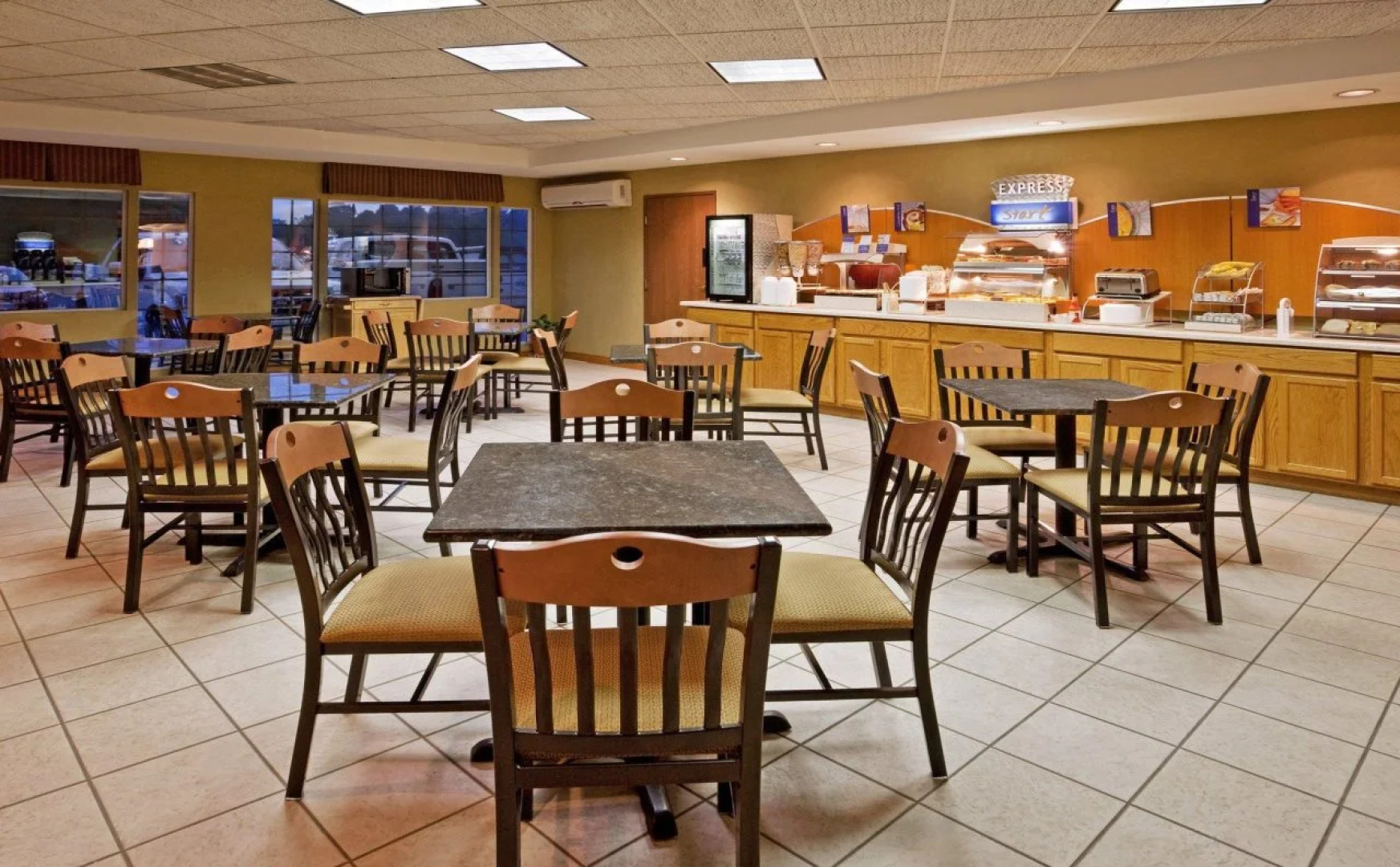 Holiday Inn Express Murrysville - Delmont by IHG