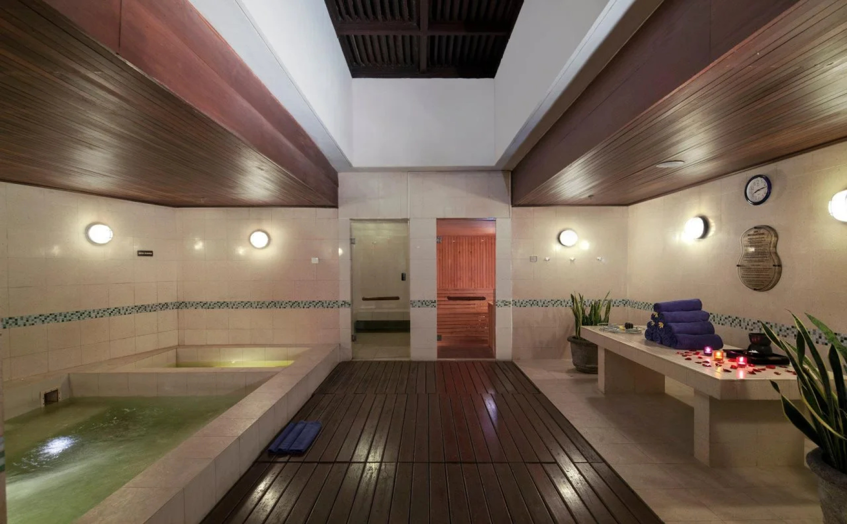Отель Hard Rock Hotel Bali