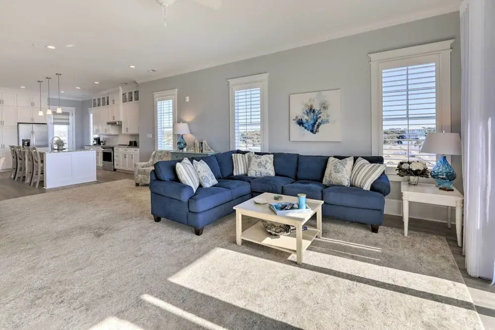 Gorgeous Emerald Isle Getaway: Walk to Beach!