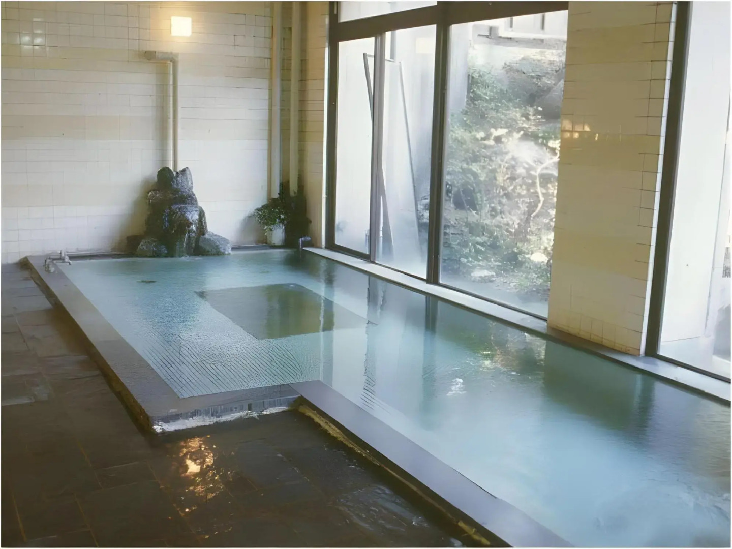 Komagane Onsen Hotel