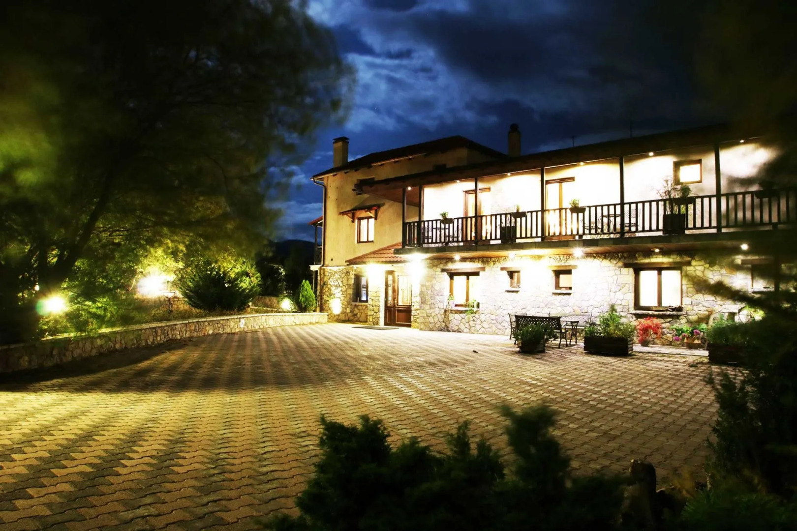 Boutique Hotel Skamnos