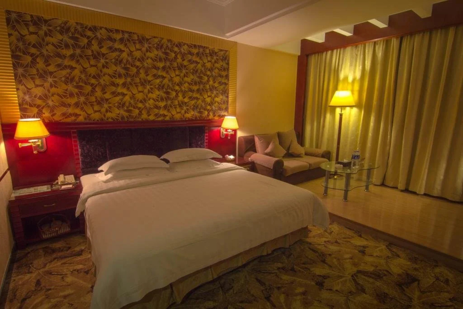 Changping Fulong Hotel