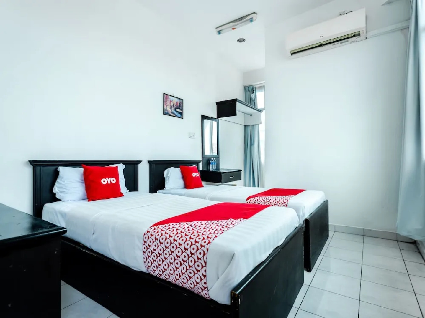 Aradah Hotel by OYO Rooms