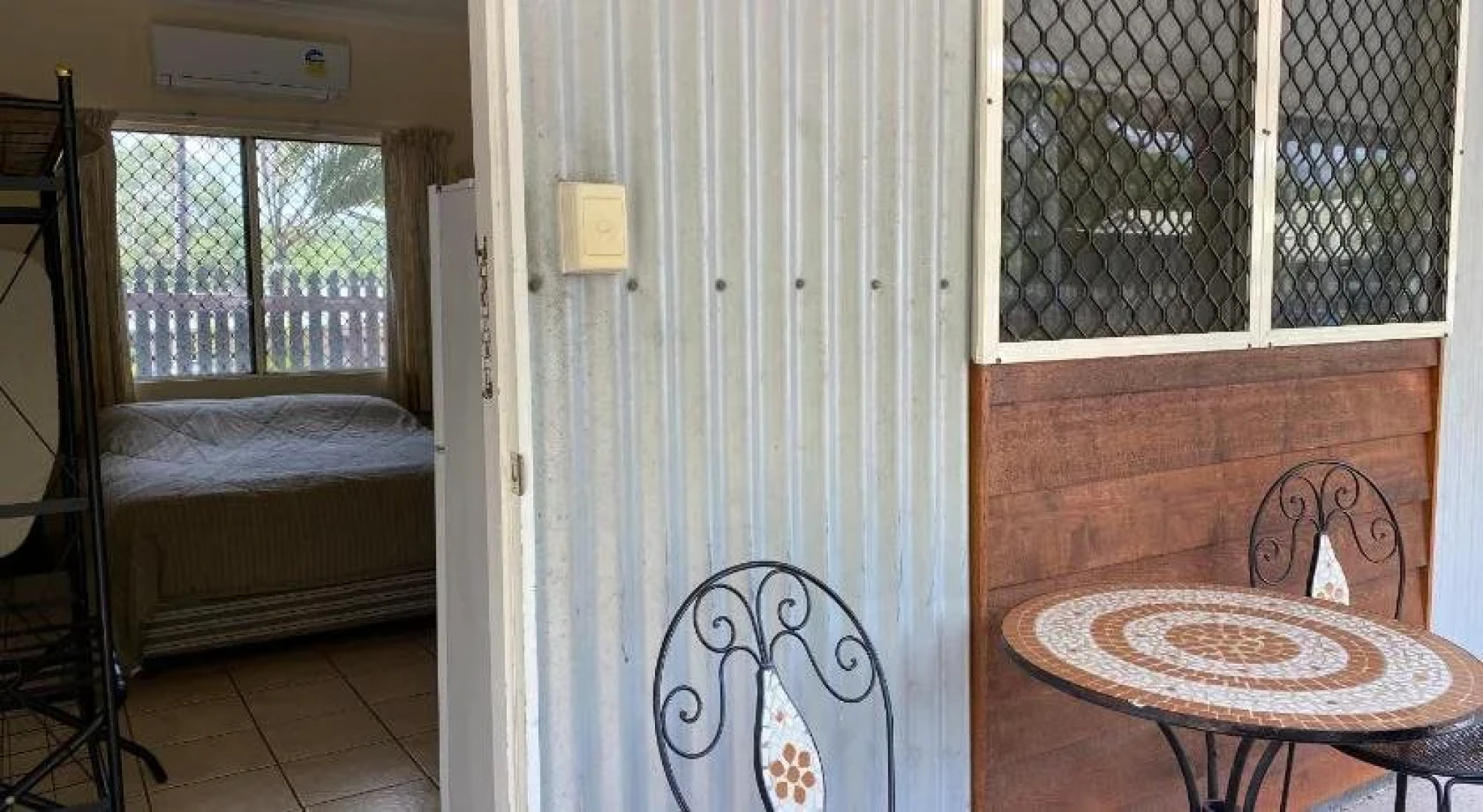 Cooktown Motel and Pams Place Hostel