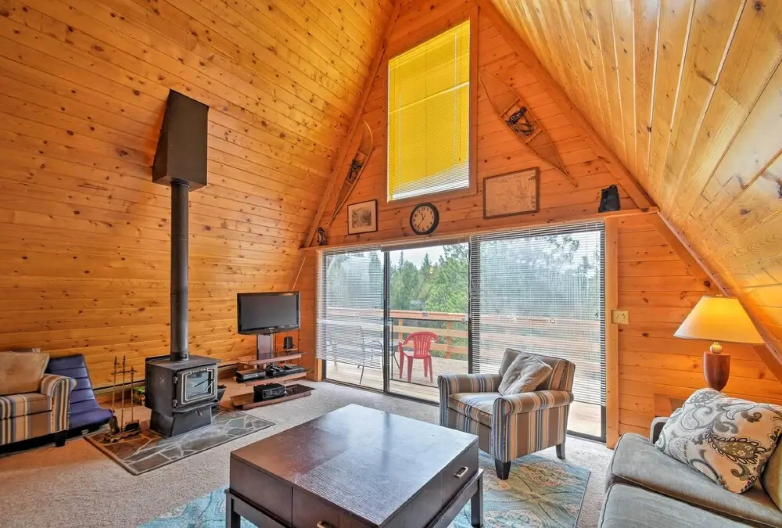 A-frame Cabin w/ Mtn Views: 4 Mi to Cripple Creek!