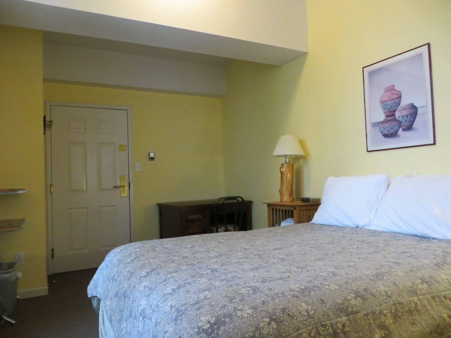 Crested Butte Lodge and Hostel