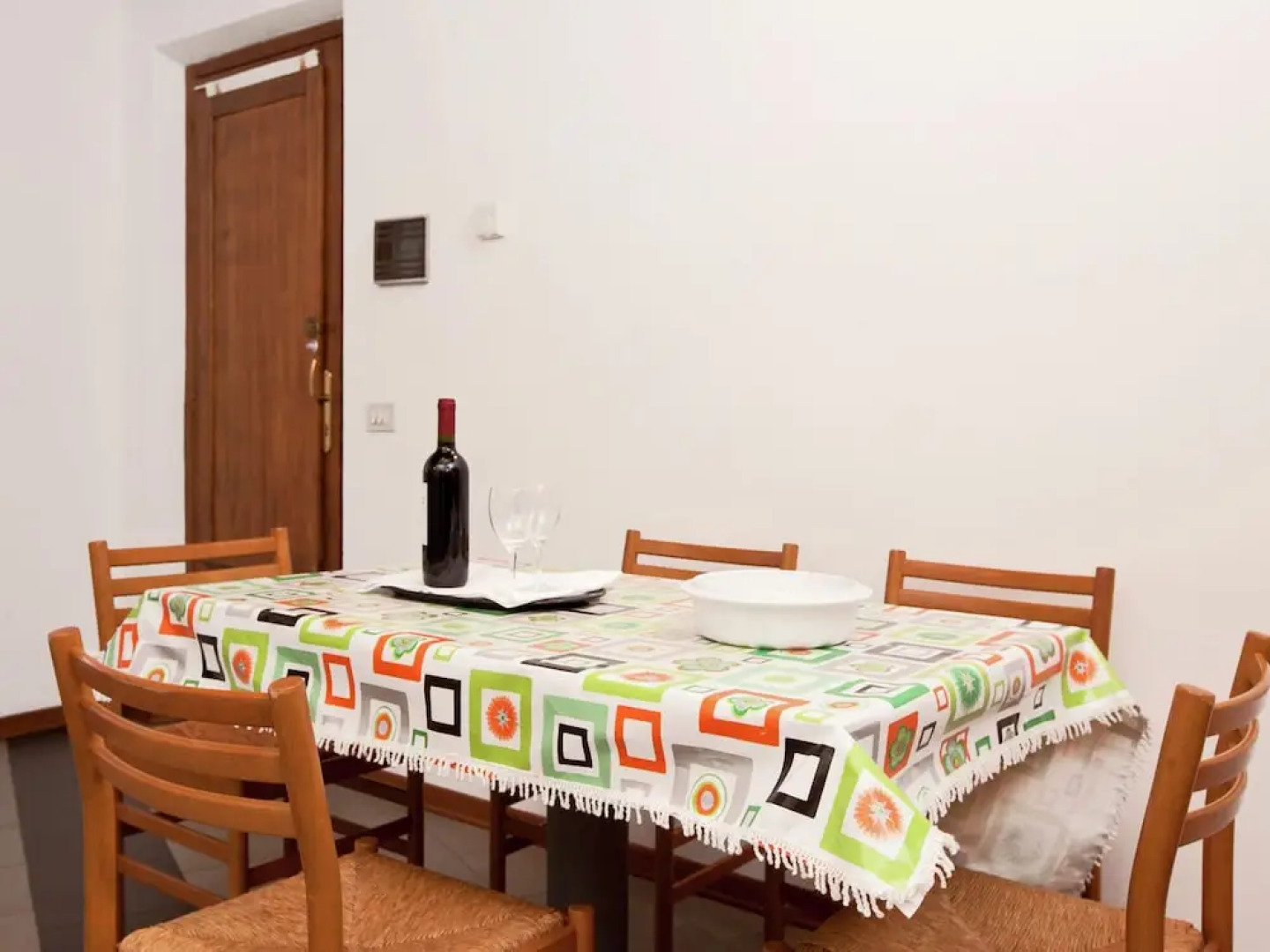 Refreshing Holiday Home With Pool, Garden, Tennis Court, BBQ