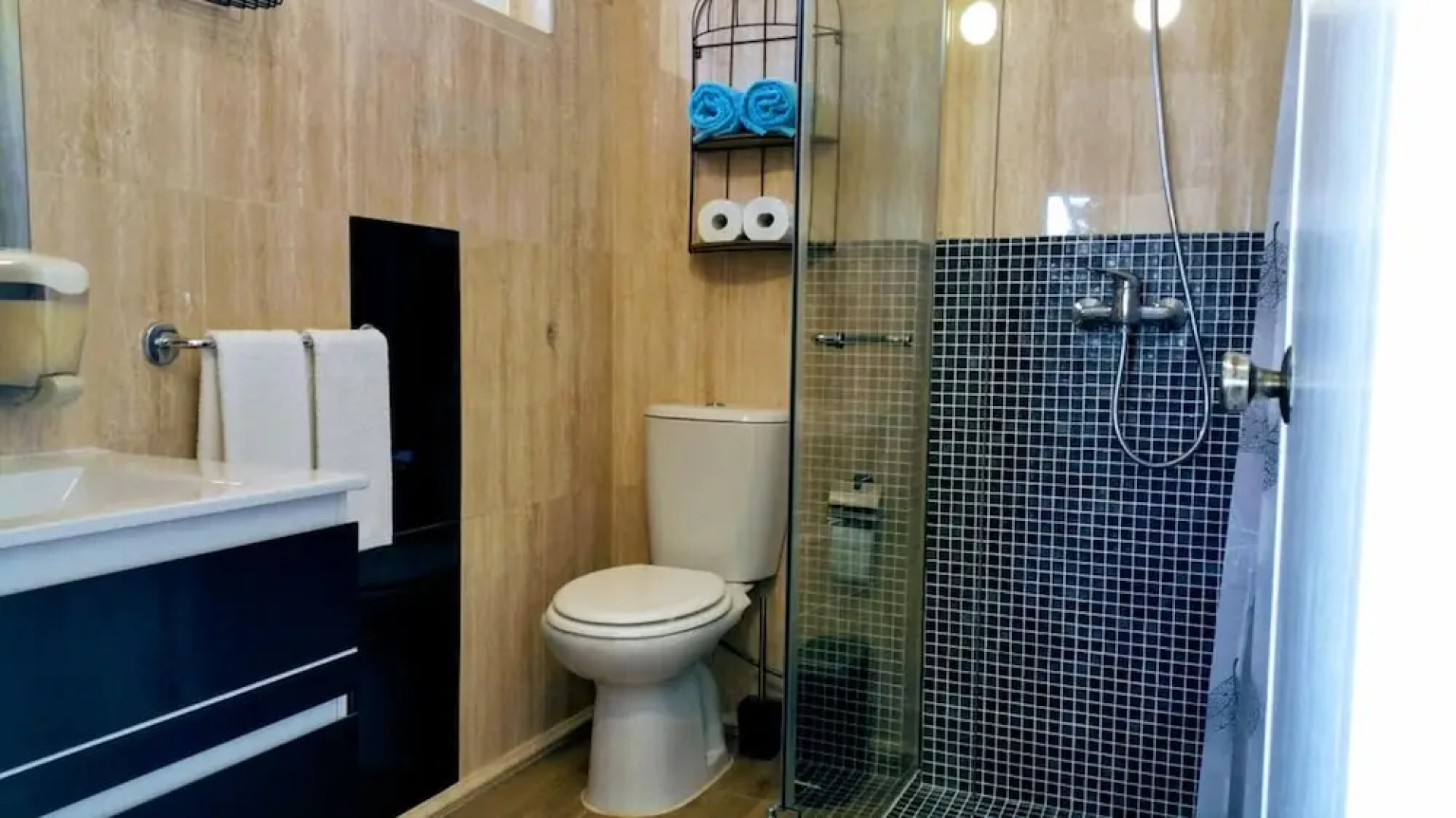 Casa com Piscina em Fátima, by Izibookings