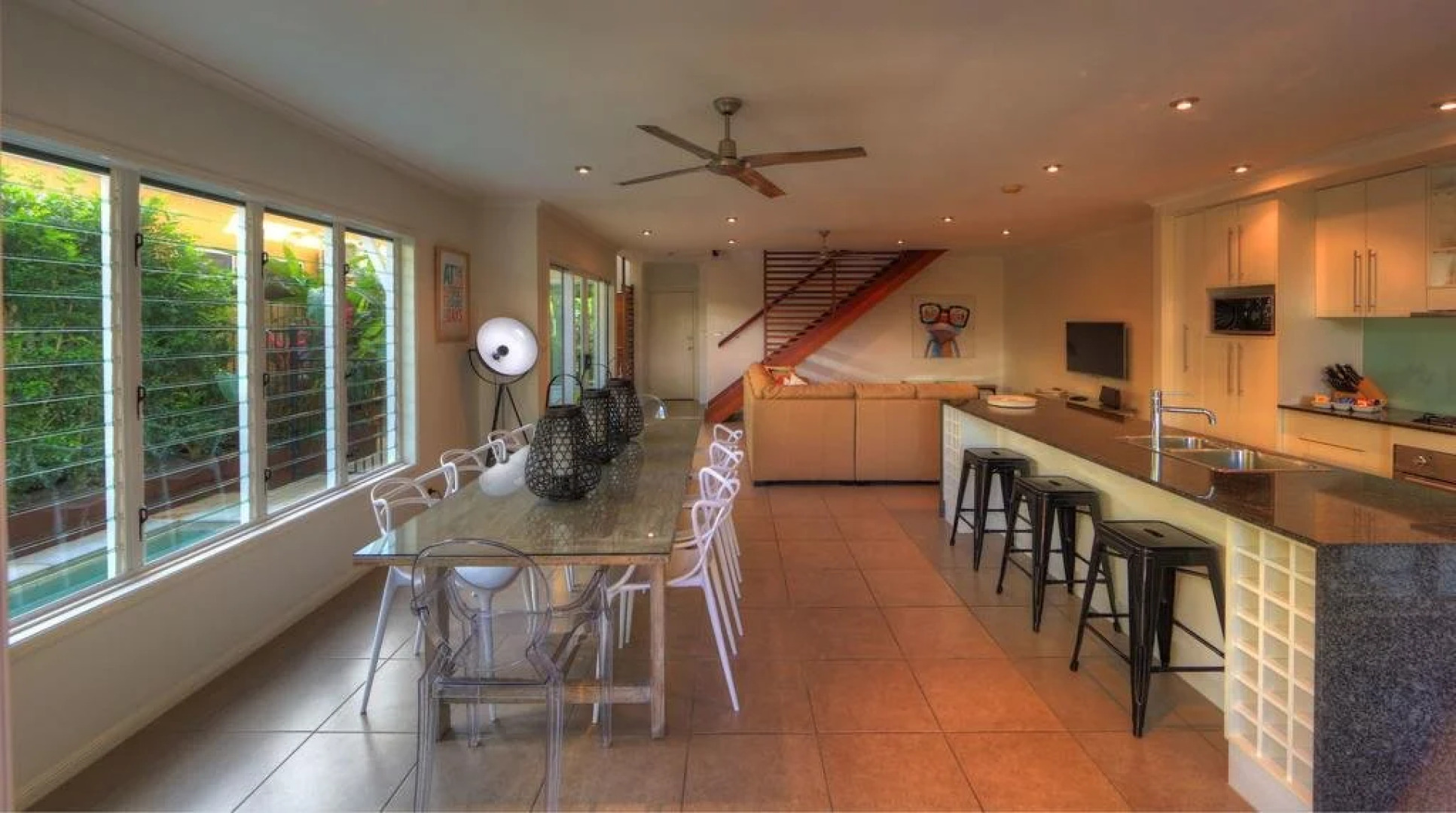 Deja Vu Palm Cove Private Heated Pool