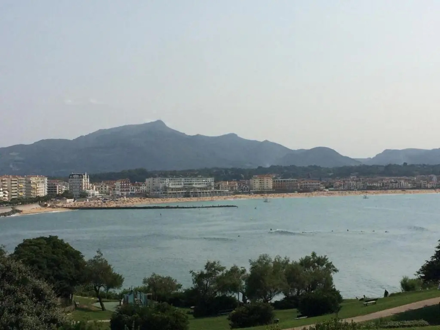 Bel appartement vue mer - 1er rang front de mer