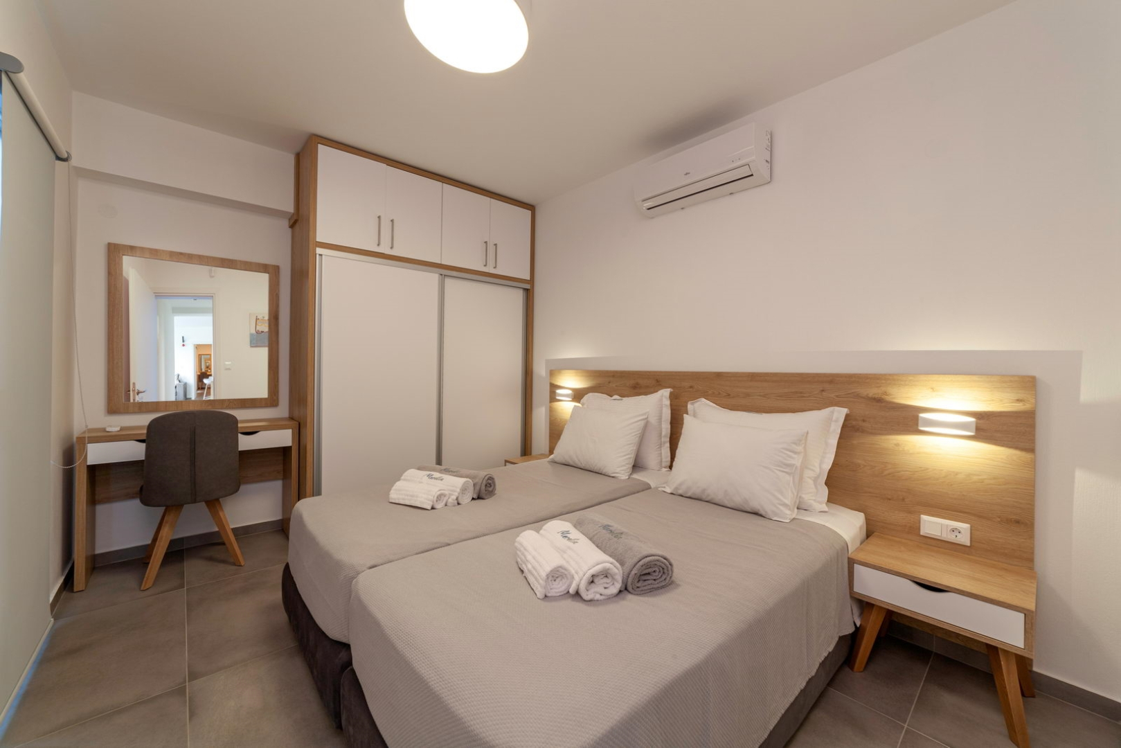 Merelia Luxury Villas - Olivia with Heated Pool