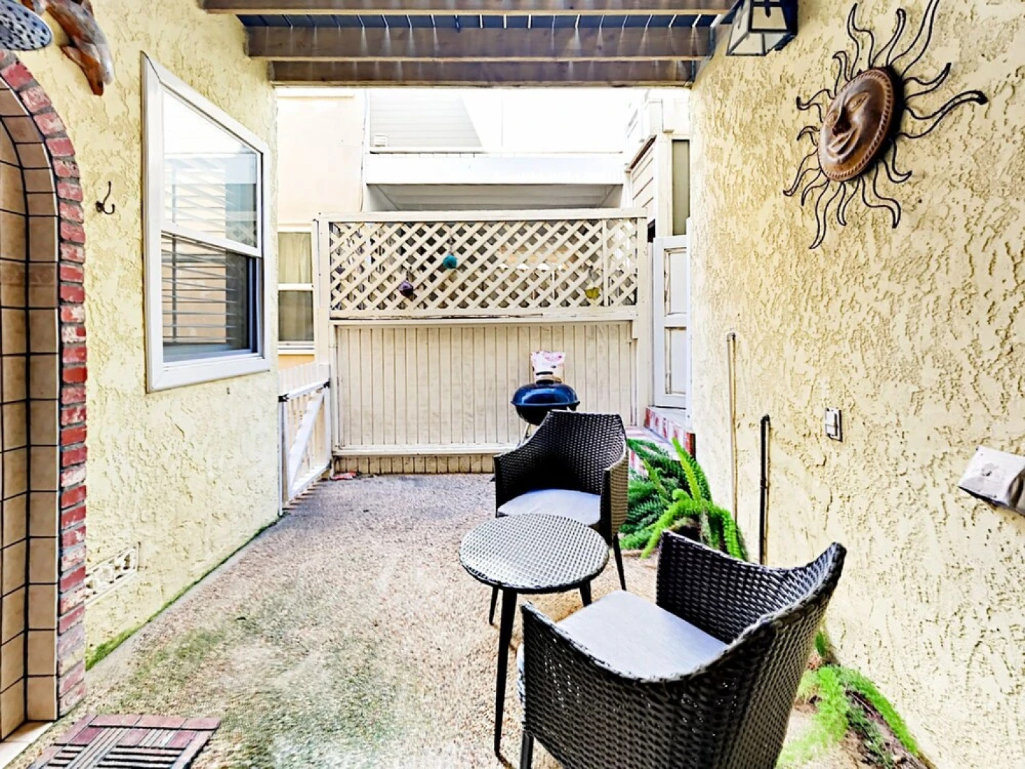 Prime Oceanfront Duplex 3 Bedrooms 1 Bathroom Duplex