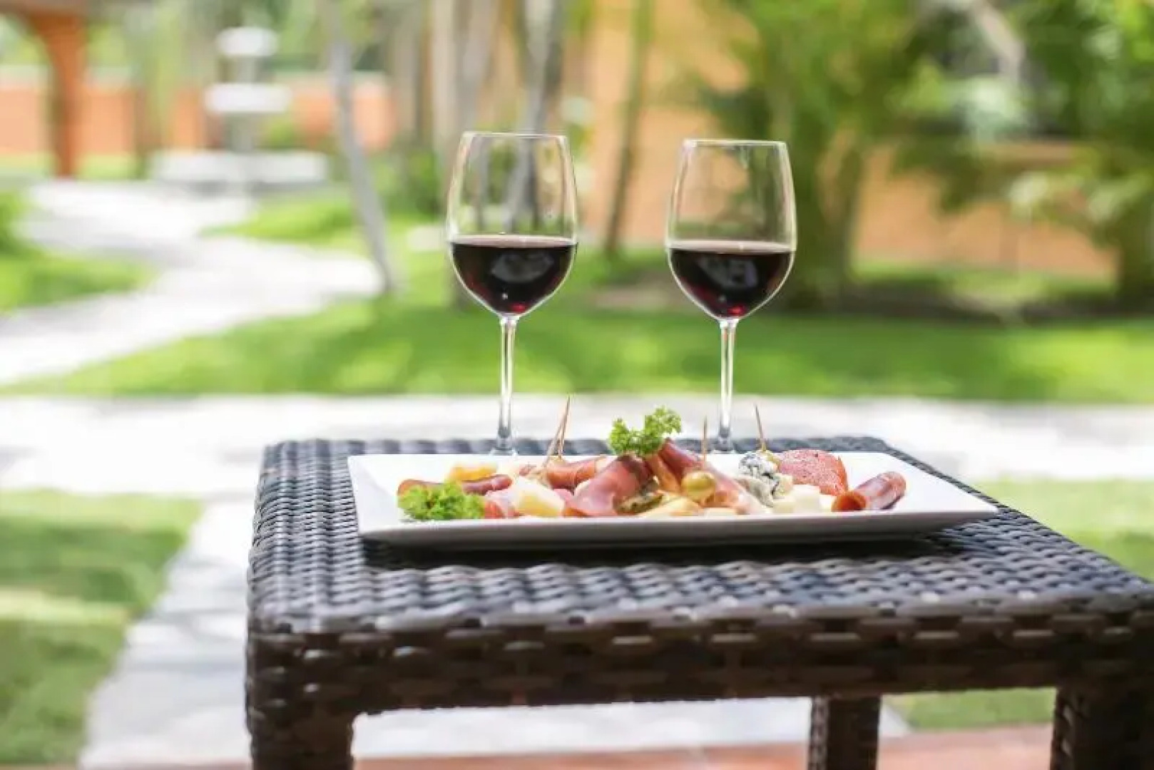 Sunset Del Mar Resort