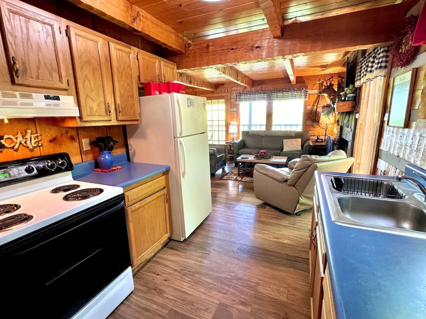 Bearadise Found 2 Bedroom Cabin by RedAwning