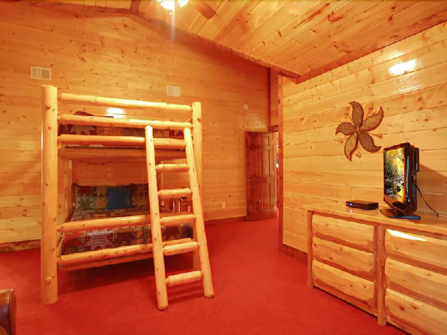 Mystical Creek Pool Lodge #600