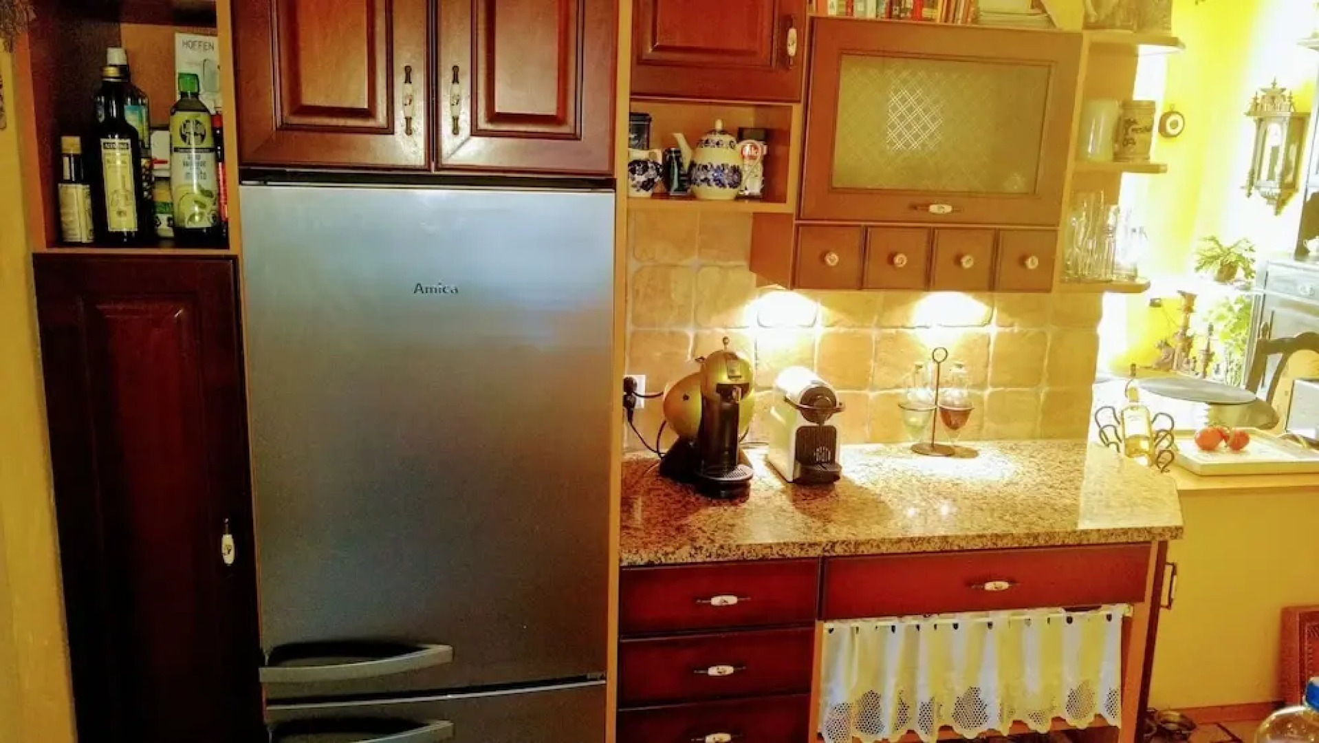 Apartment Under Cedar