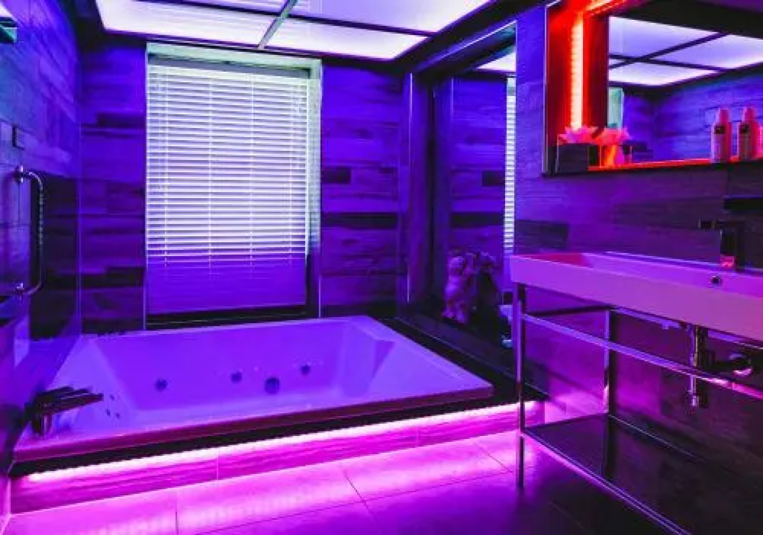 Church Suites by The Cranleigh Boutique