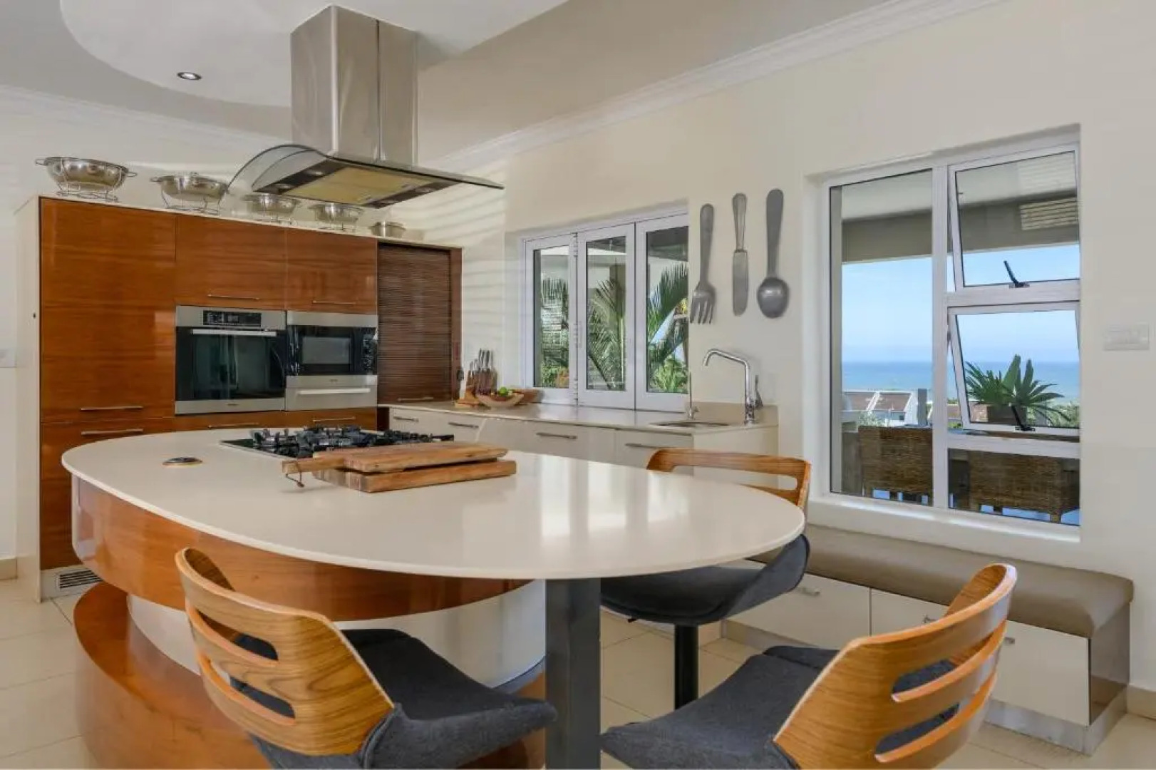 11 on Fairway Beach Villa