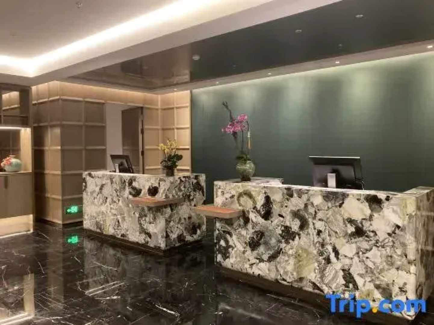 Royal Hotel