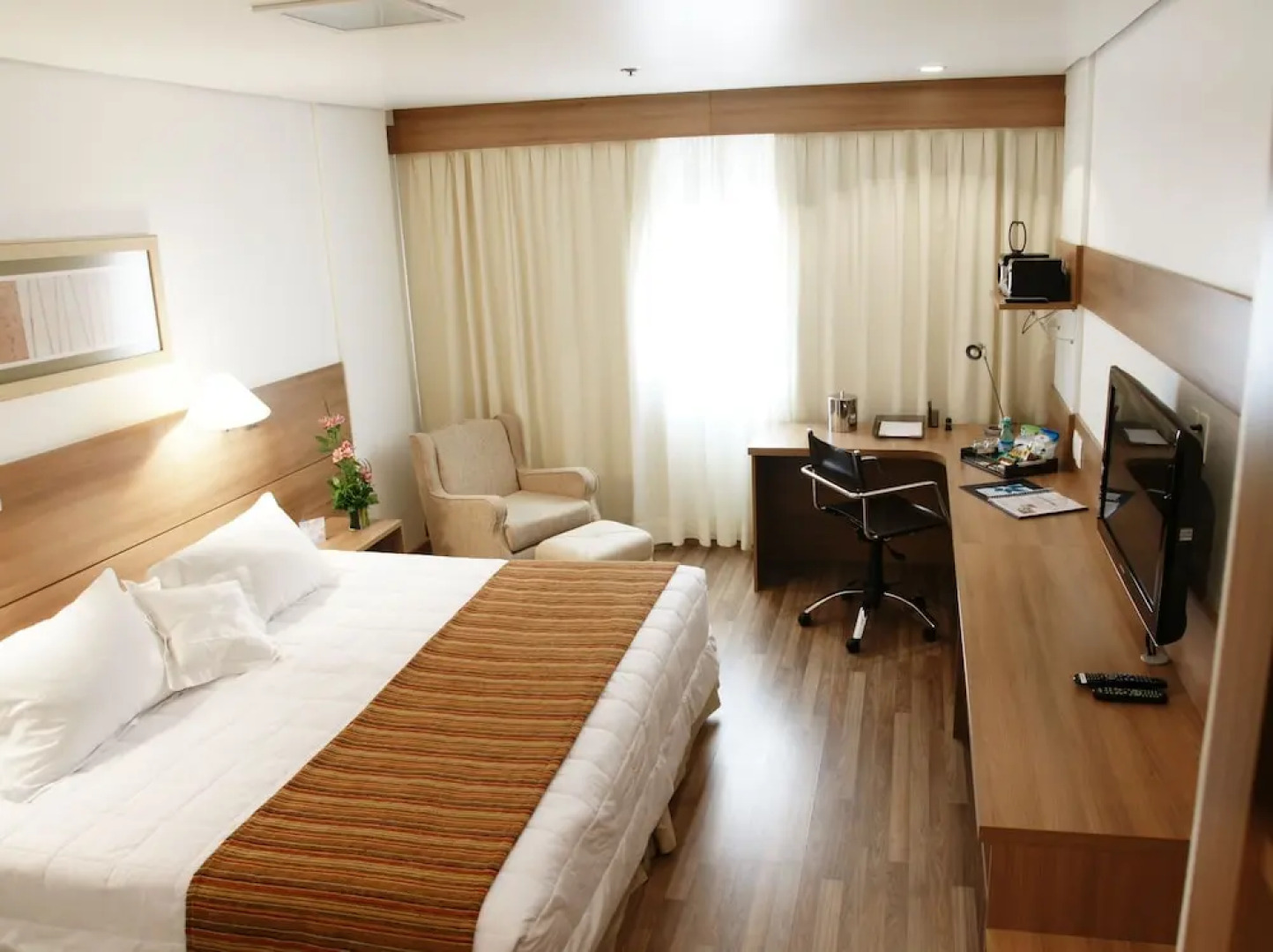 Everest Porto Alegre Hotel