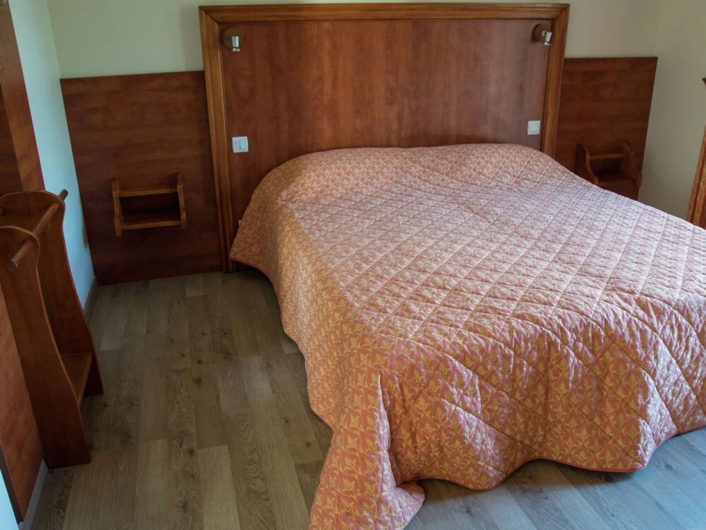 Cosy Holiday Home in Castelnaud-la-chapelle