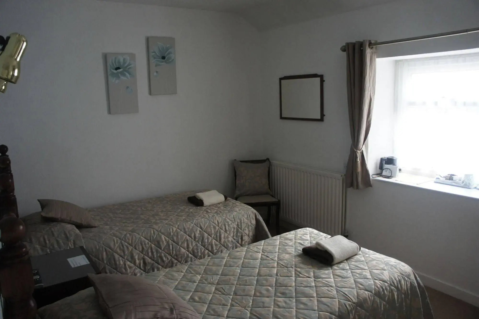 Plas Isa Hotel
