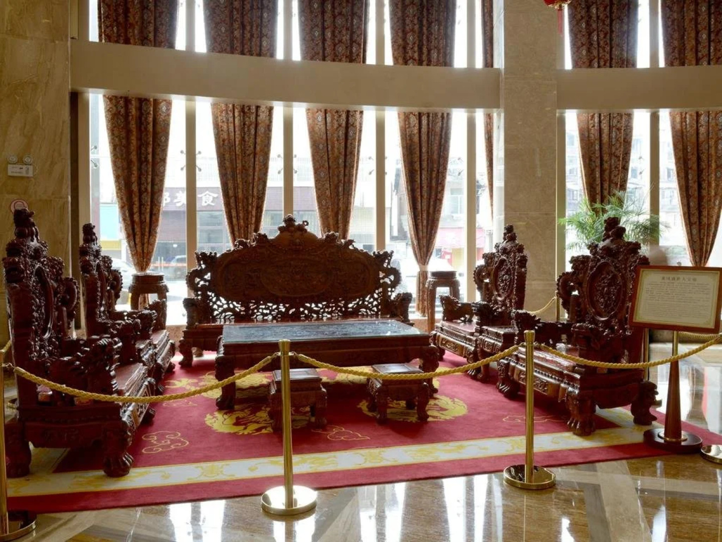 Zhonghan Holiday International Hotel Changde