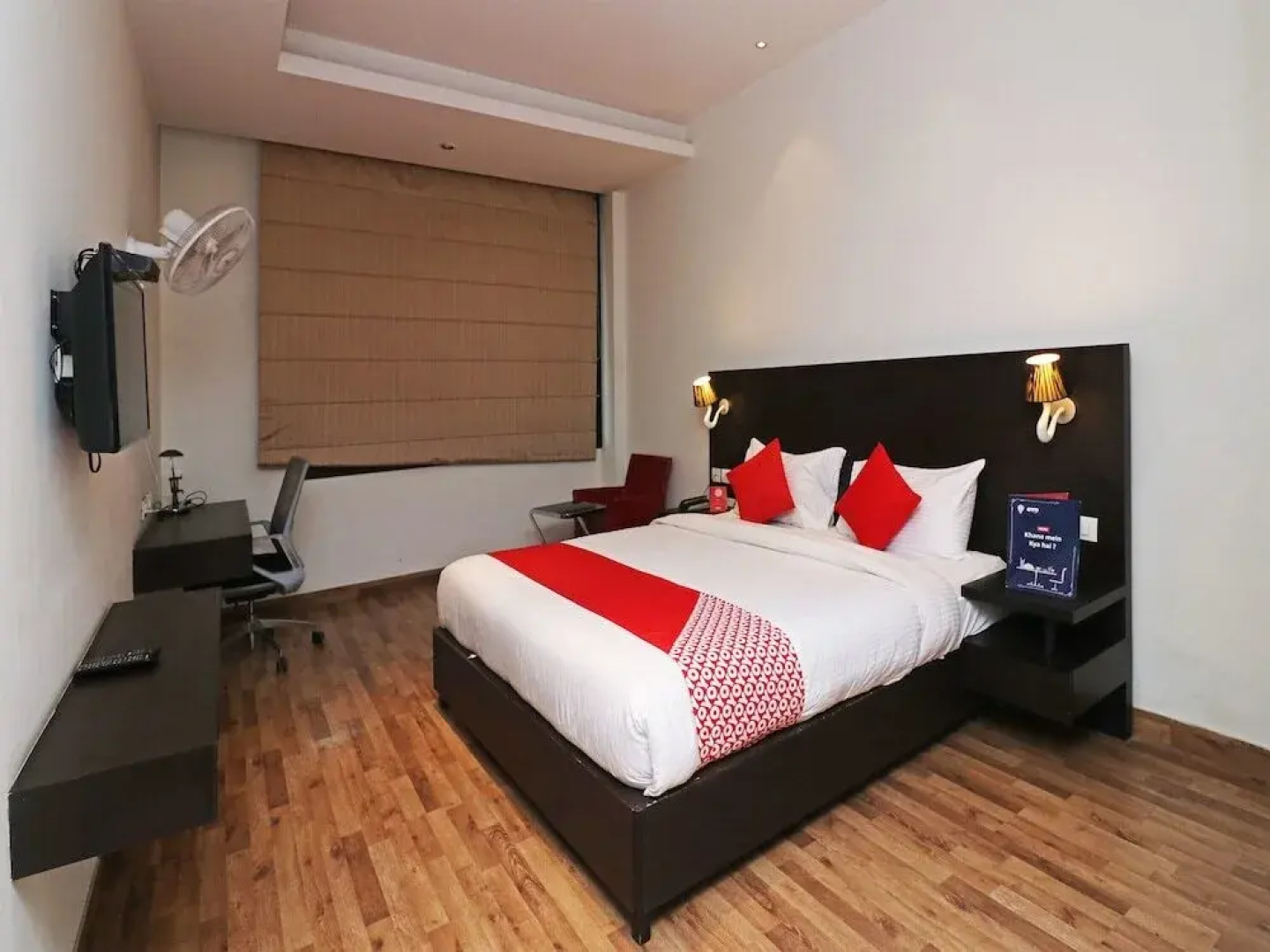 Joy Inn & Suites by OYO Rooms
