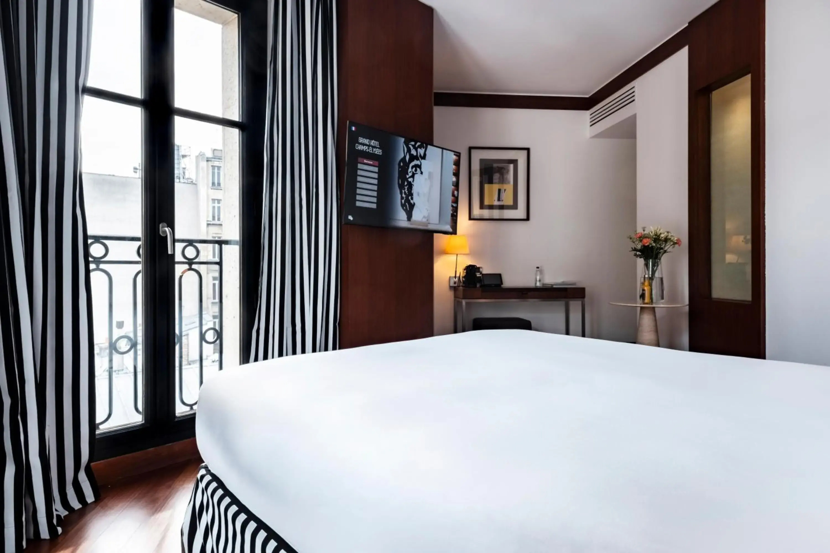 Grand Hotel Champs-Elysees