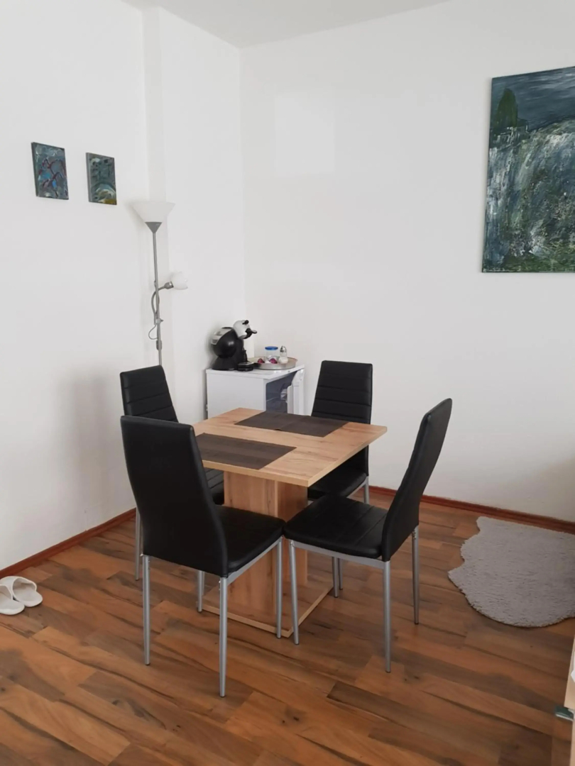 Privat Zimmer KF