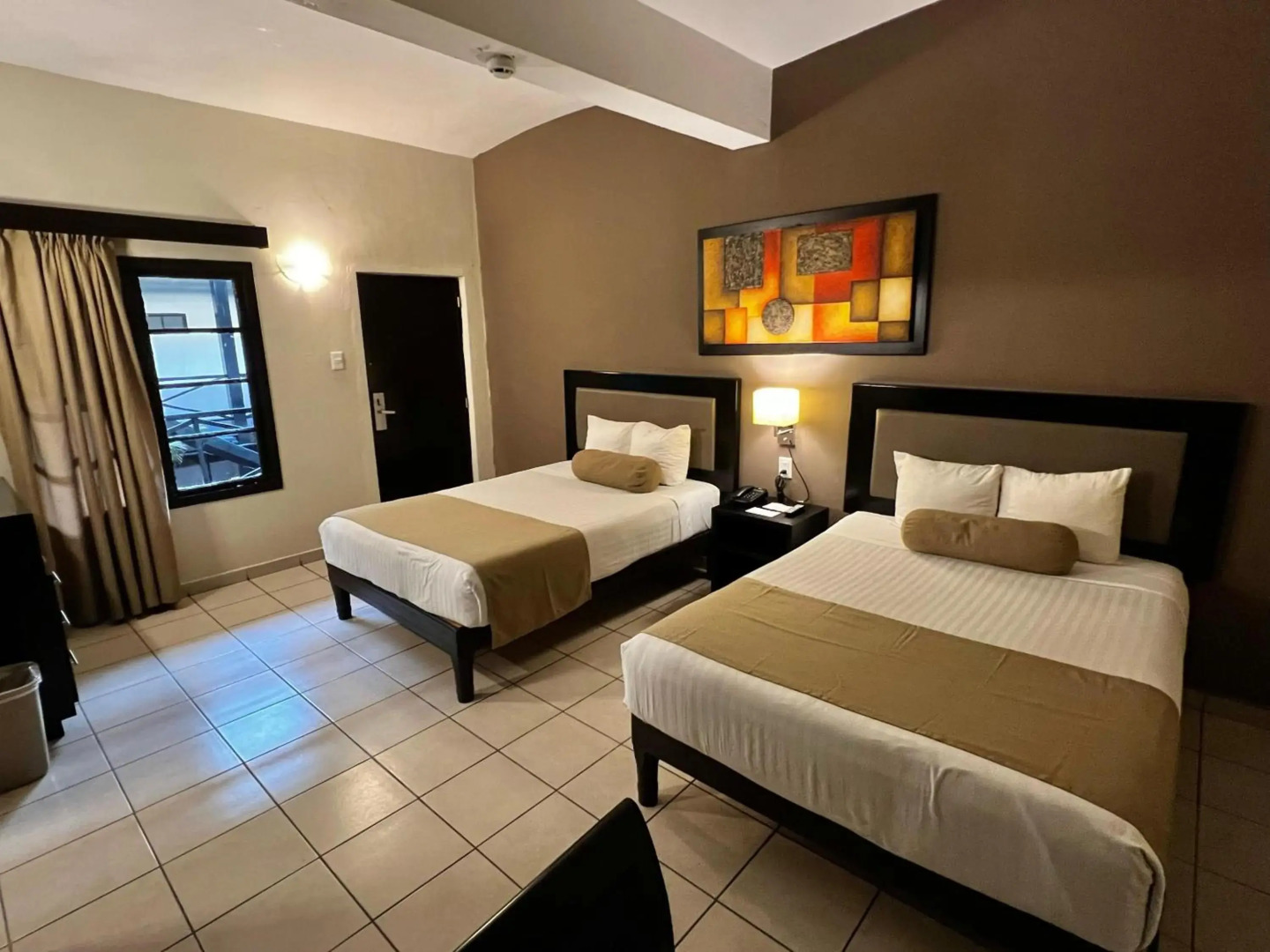 Hotel La Siesta Malecón