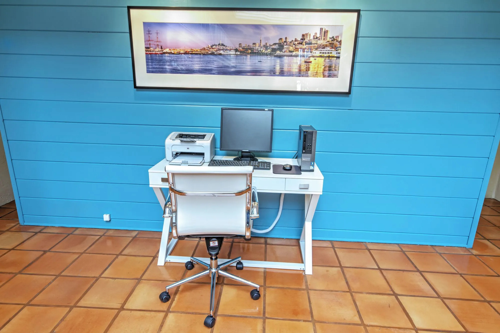 Suites At Fishermans Wharf