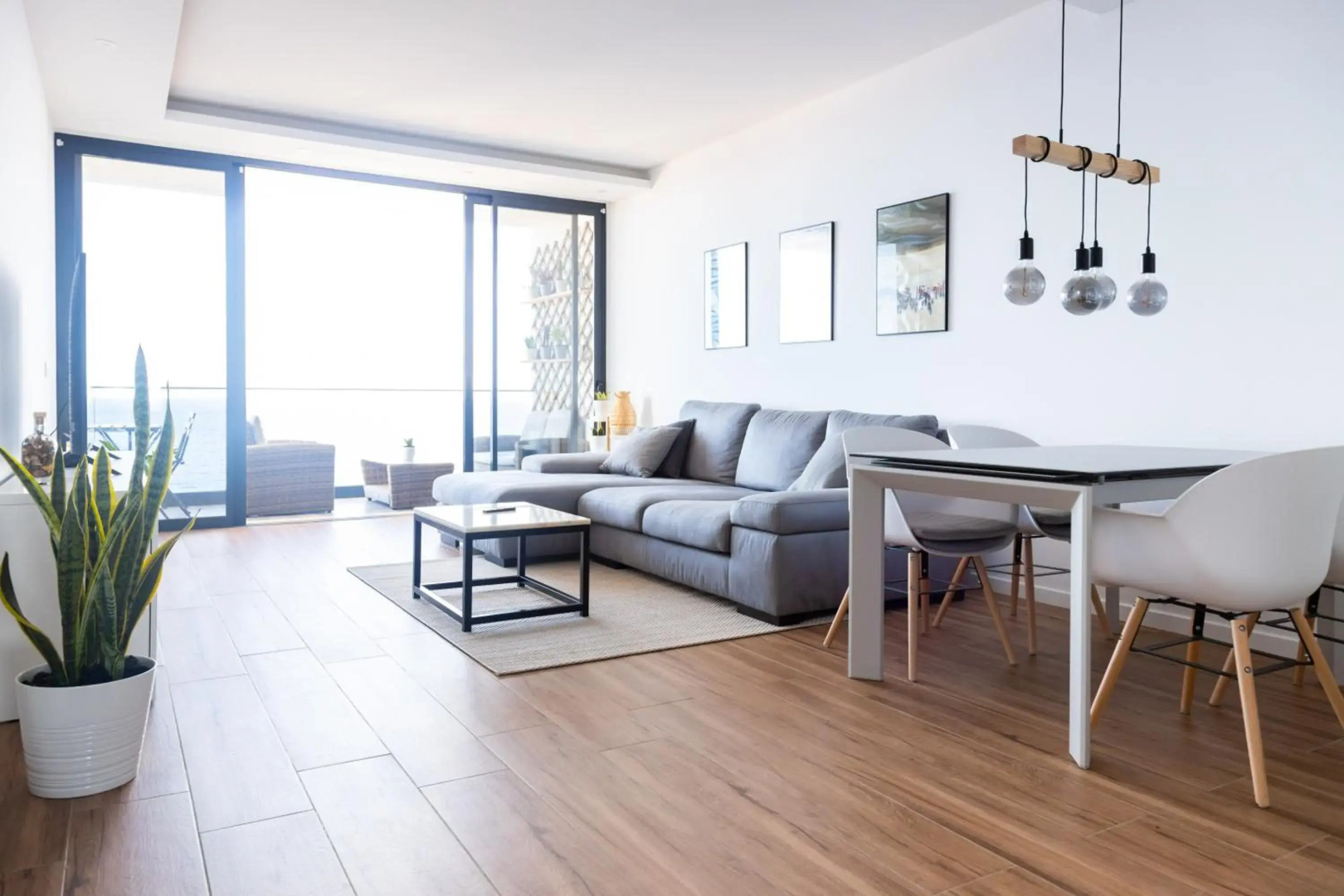 3 bdr aprt, stunning seaview, rooftop pool - LCGR