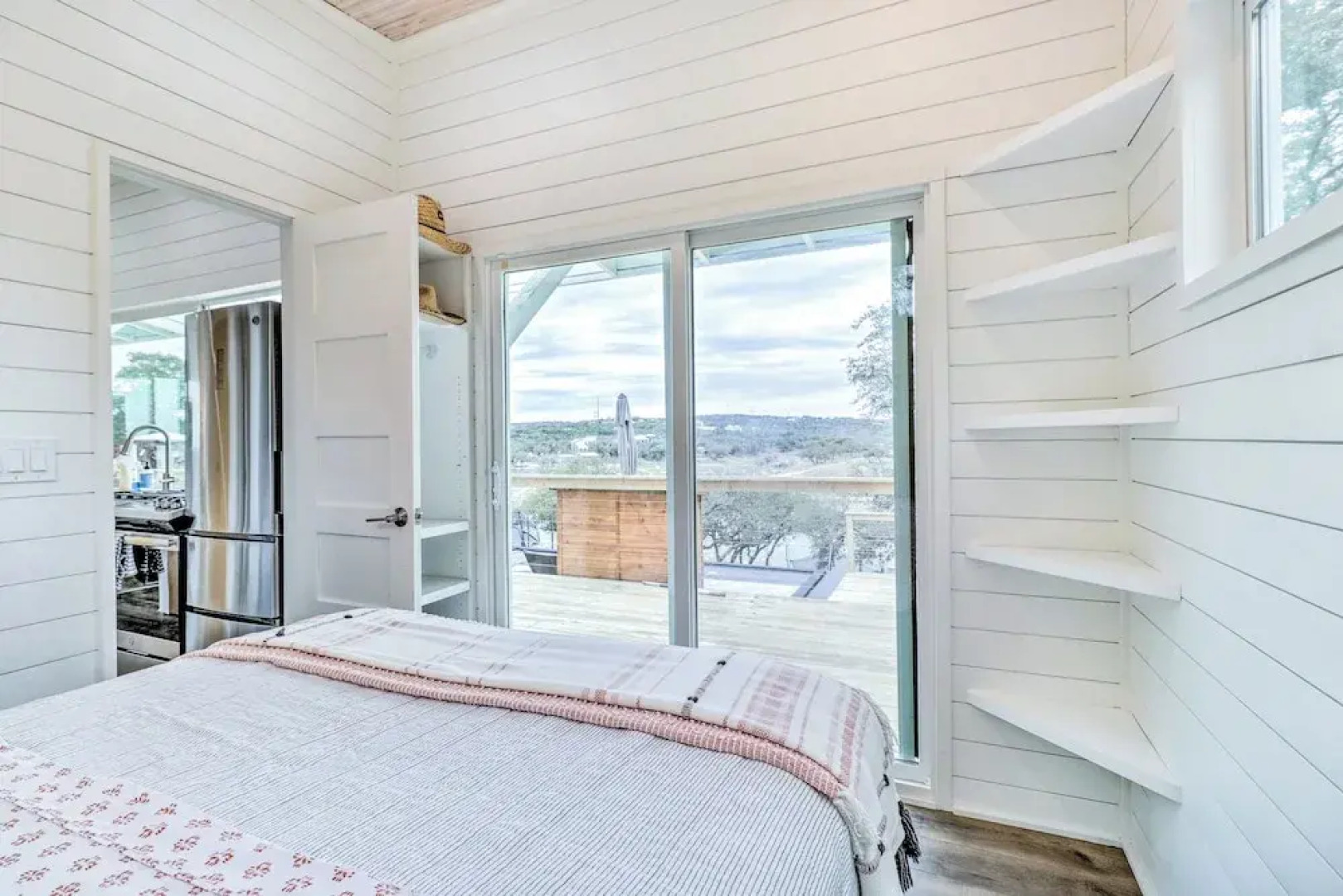 Updated Texas Tiny Home Rental on Lake Travis