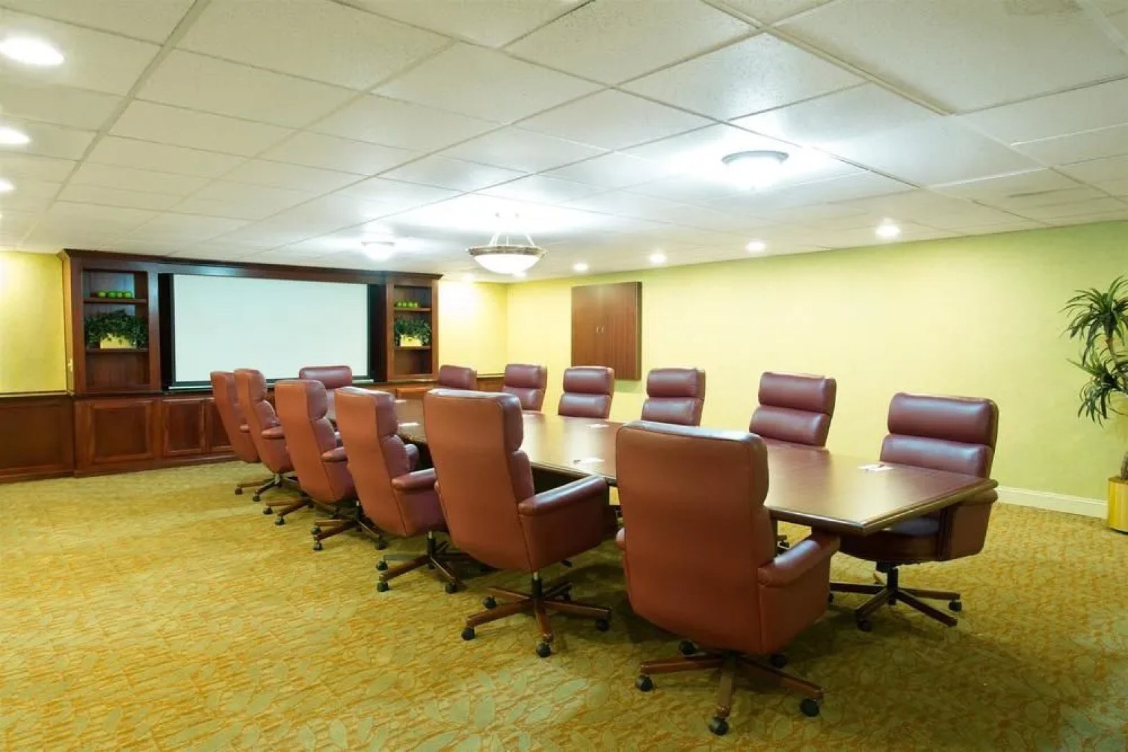 Ramada West Sacramento Hotel and Suites